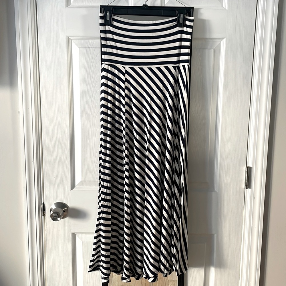 Navy blue and white maxi skirt